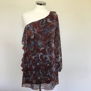 Romeo & Juliet Couture One-Shoulder Mini Dress